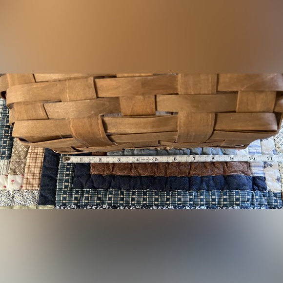 Longaberger Medium Vegetable Basket - Picture 8 of 15